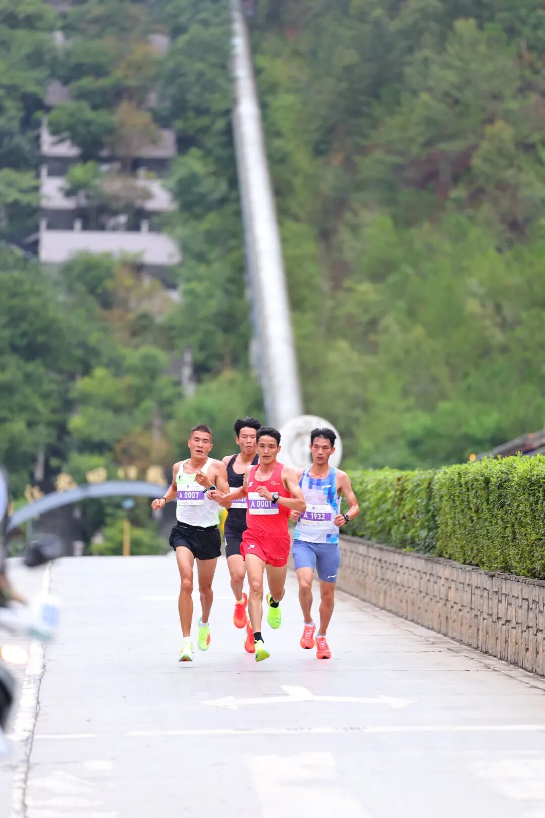 跑步比赛中传来令人惊叹的奇迹