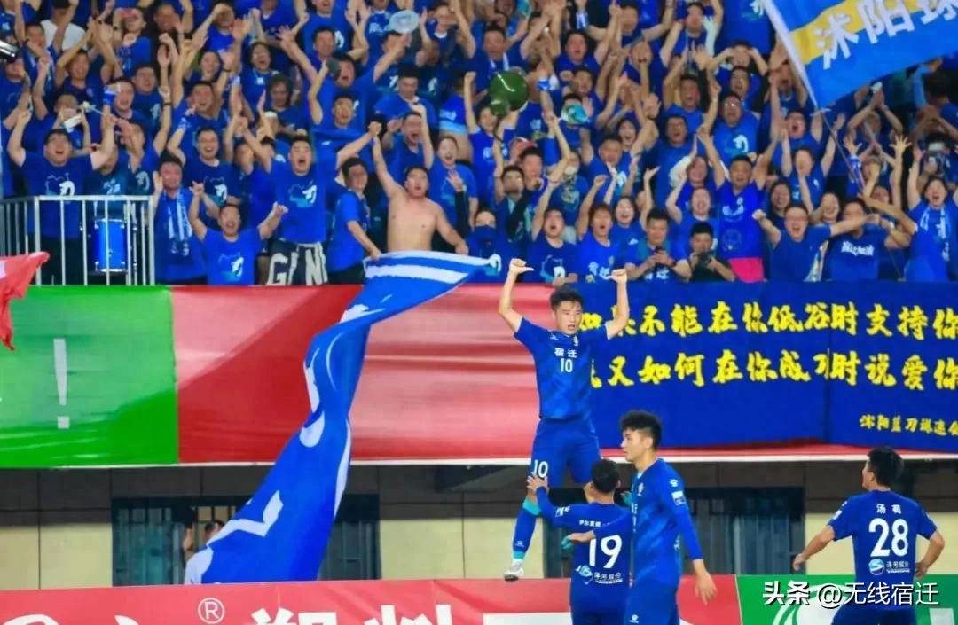 输球球队表现出色,全力以赴争胜 输球球队表现出色,全力以赴争胜