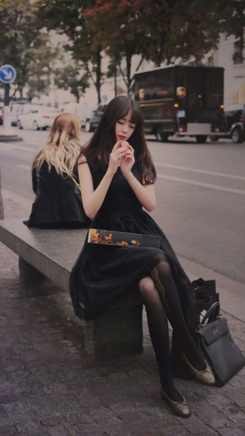 刹车区与进攻号角,当F1揭幕战遇见爱尔兰与比利亚雷亚尔的暗战