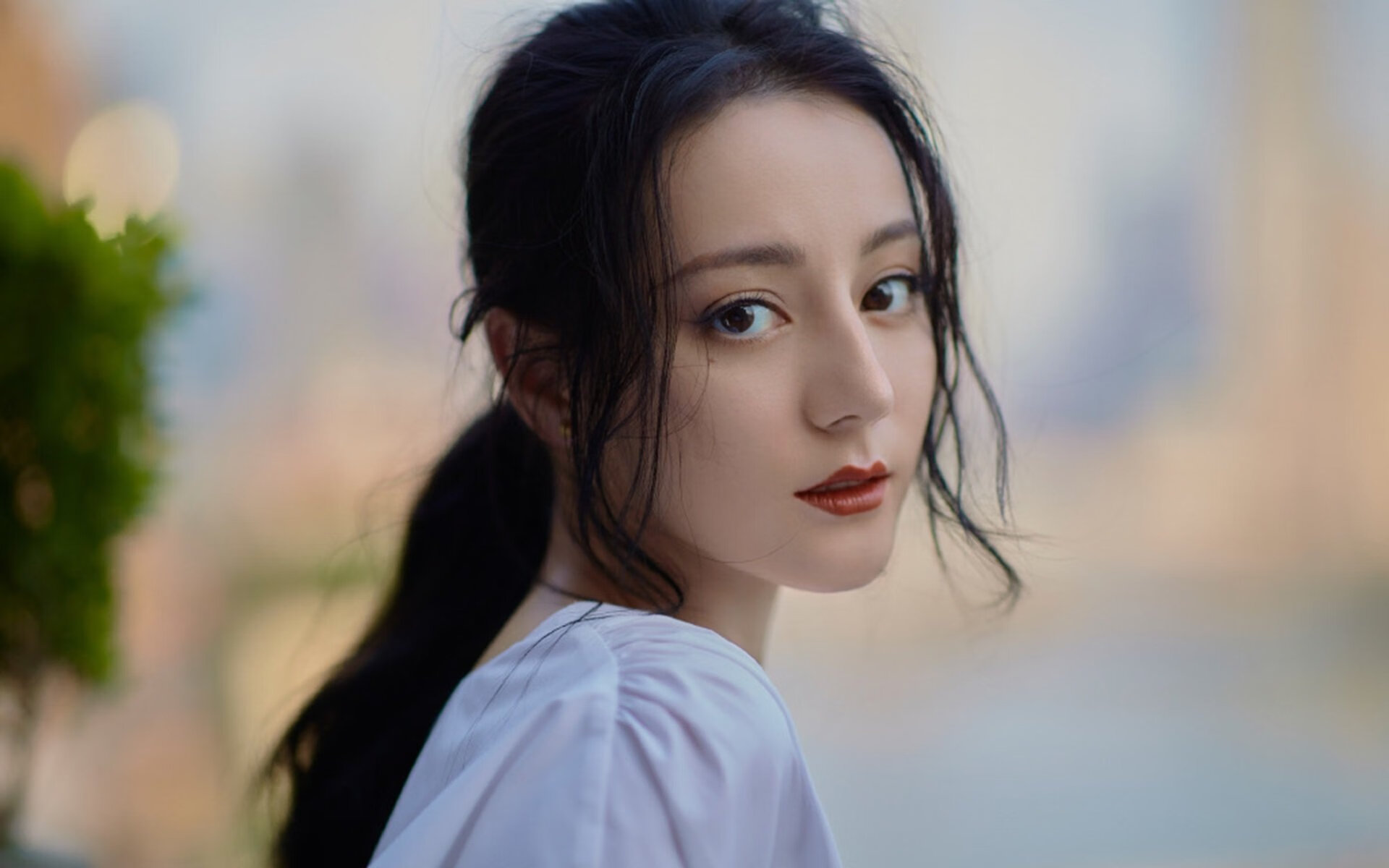 奥斯梅恩关键战不手软,德国险胜日本挺进八强