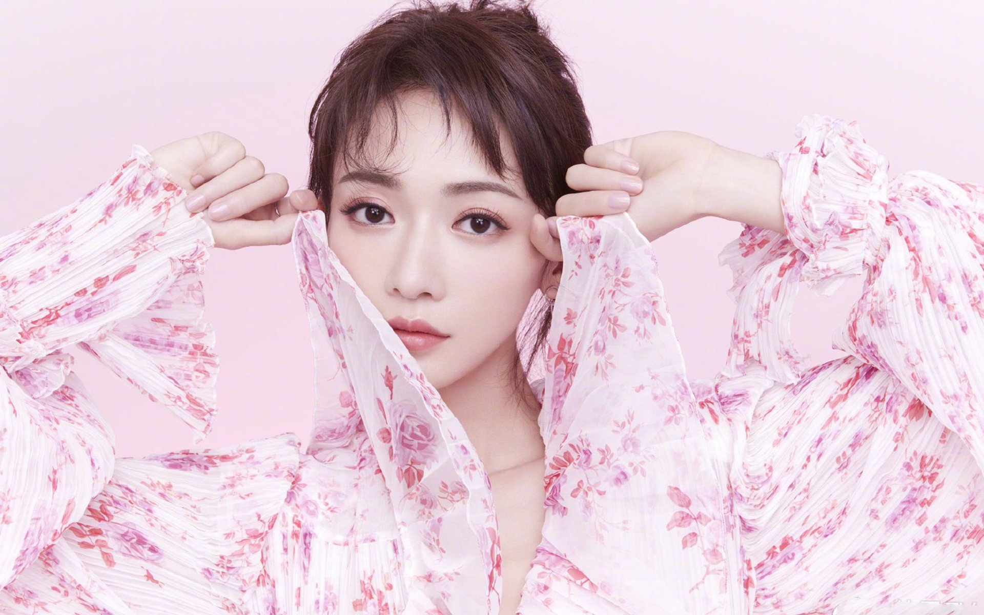 阿拉巴统治全场，拜仁血拼厄瓜多尔—友谊赛中的铁血对决与战术巅峰