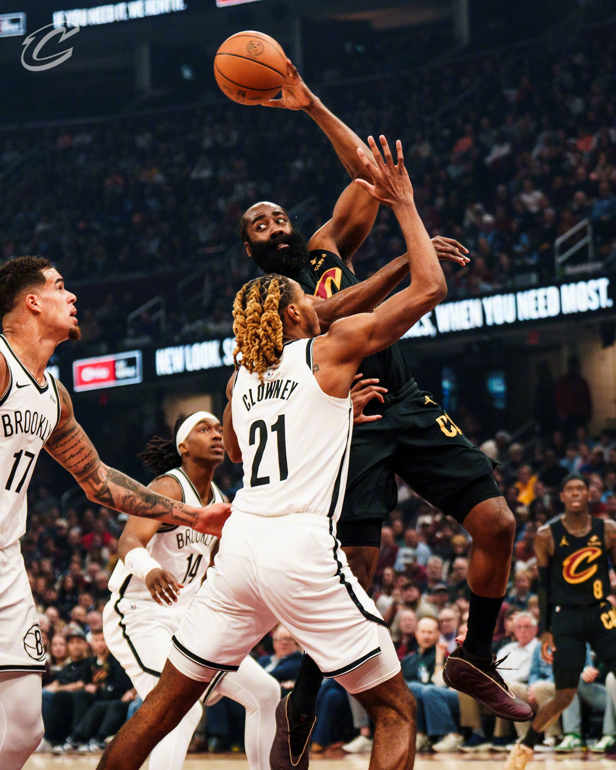 哈登冠军级表现，鹈鹕强势晋级吉林队